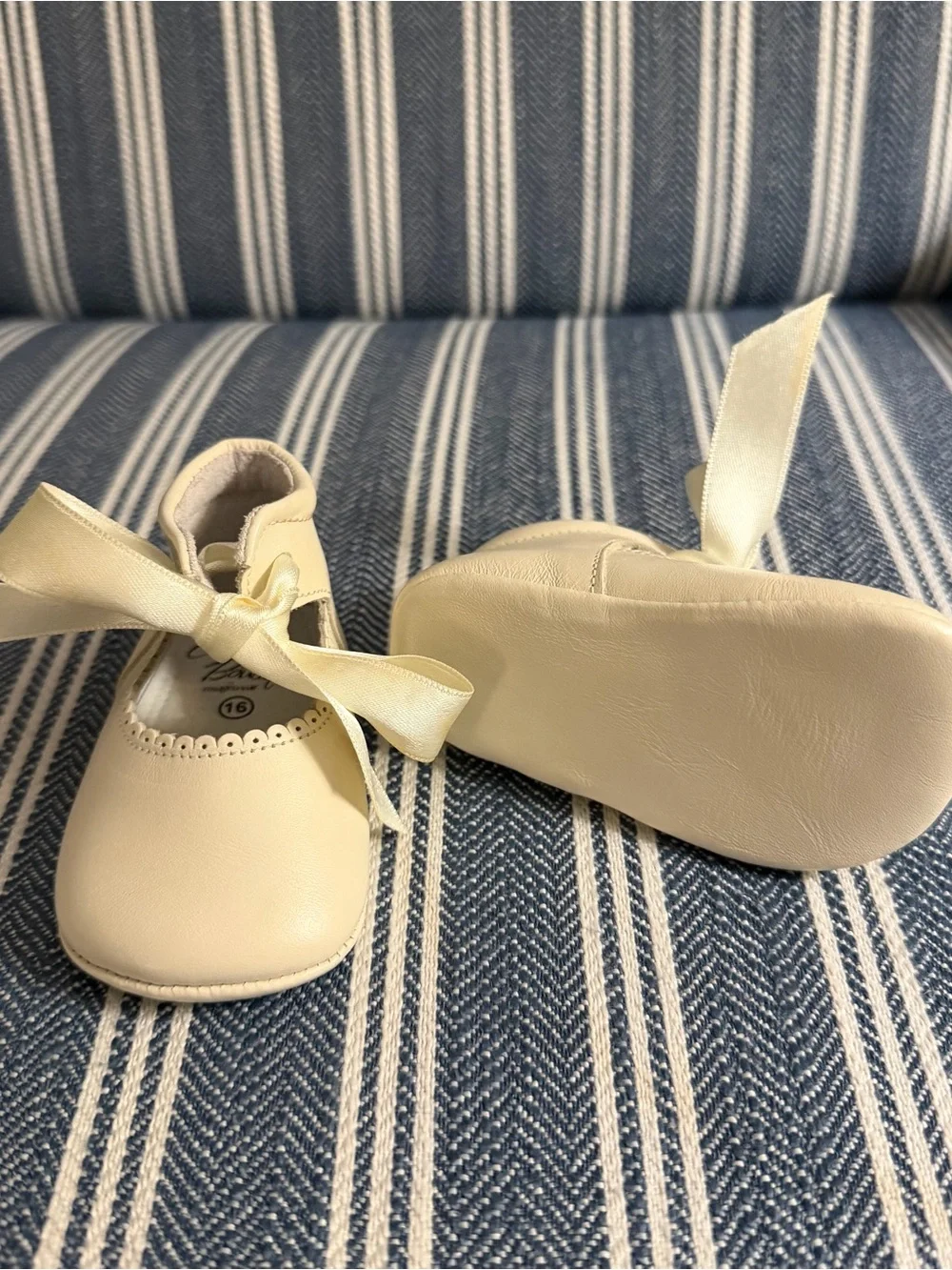 Baby Girl Christening Leather Shoes With Satin Ribbon & Hat